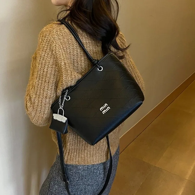 

Элегантная женская сумка под мышками в стиле Майяра, сумка JK, школьные простые милые сумки на плечо, портативный повседневный изысканный дизайн