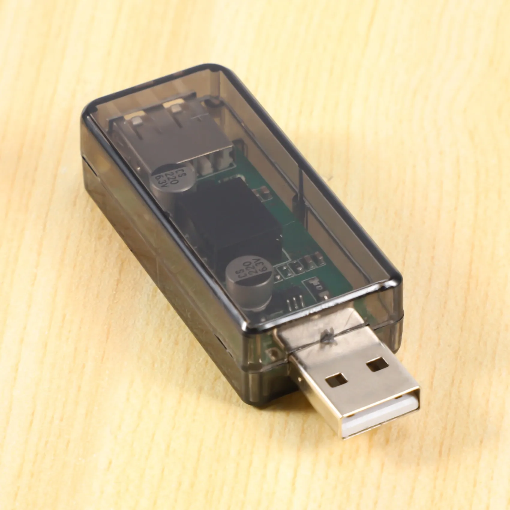 

-ABAB Adum3160 Цифровой изолятор мощности звука USB-USB Цифровой изолятор
