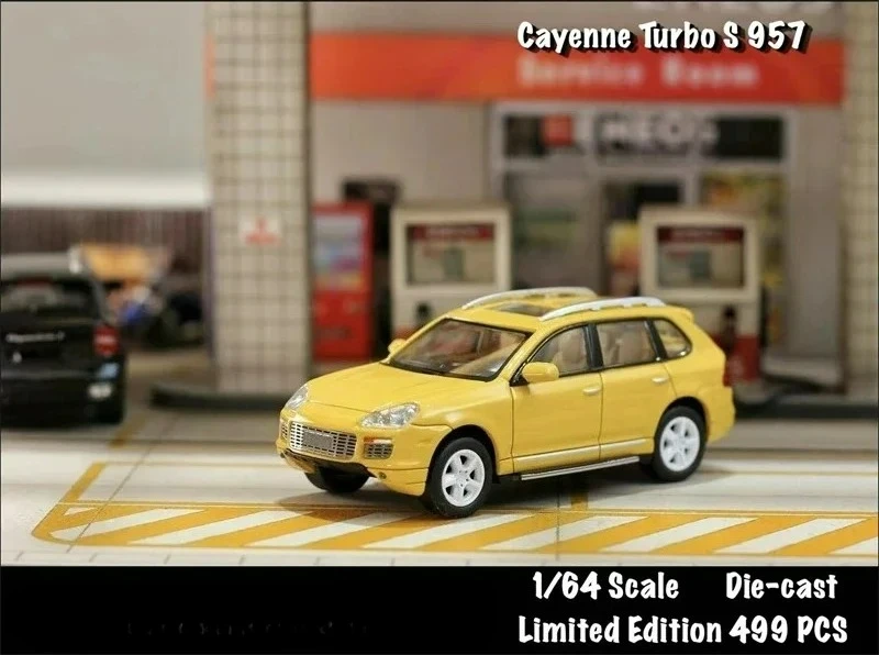 SW 1:64 Cayenne Turbo S Gen1 Czarno-Żółty Model Samochodu z Odlewu Metalowego Kolekcja Miniaturowa