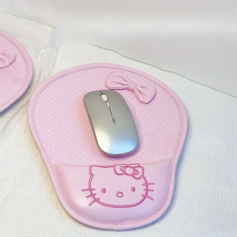 

Kawaii Sanrio Hello Kitty PU Material Pink Embroidery Wrist Guard Mouse Pad Office Desktop Anti Slip Desk Pad Children's Gift