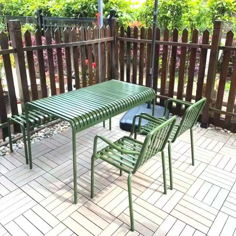 Outdoor small 4 seater chairs dining room tables round dinning table set metal modern round Green Garden dining table set