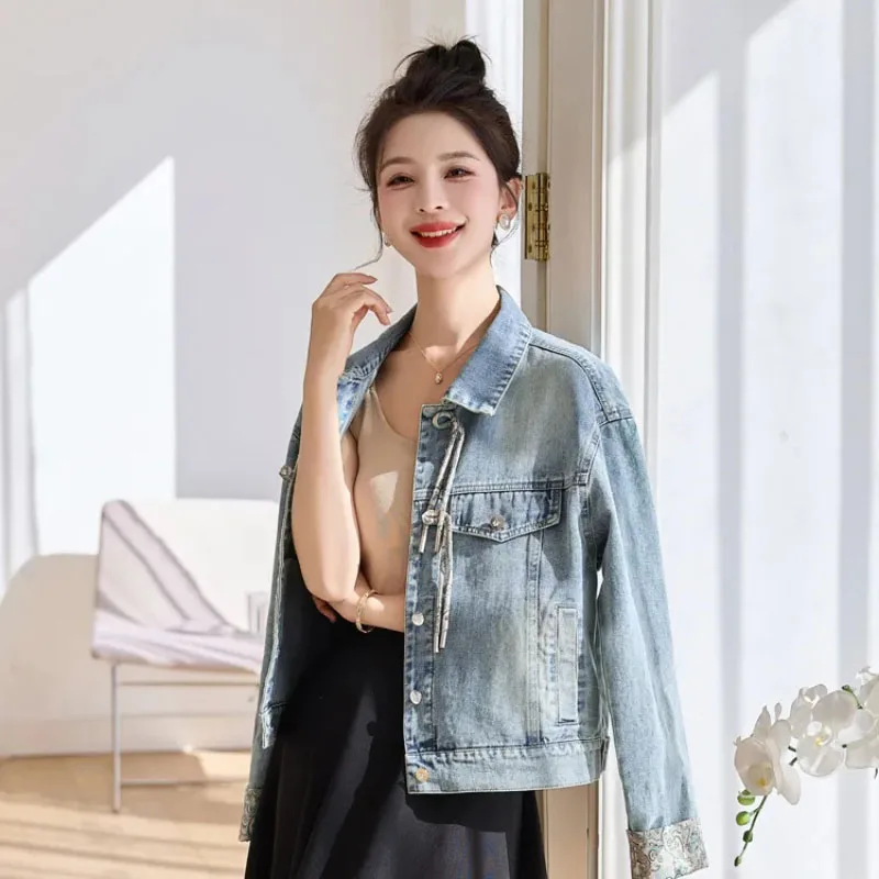 ใหม่จีนปัก DENIM แจ็คเก็ตผู้หญิง Outwear 2025 ฤดูใบไม้ผลิออกแบบใหม่หลวมแขนยาว Chic กางเกงยีนส์สั้นเสื้อ Tops