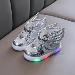 Коосоshoes Flashing Wings Wings çocuk ayakkabıları moda bahar sonbahar Glow yanıp sönen LED ayakkabı çocuklar kore tarzı bebek ayakkabıları erkek kız spor ayakkabı