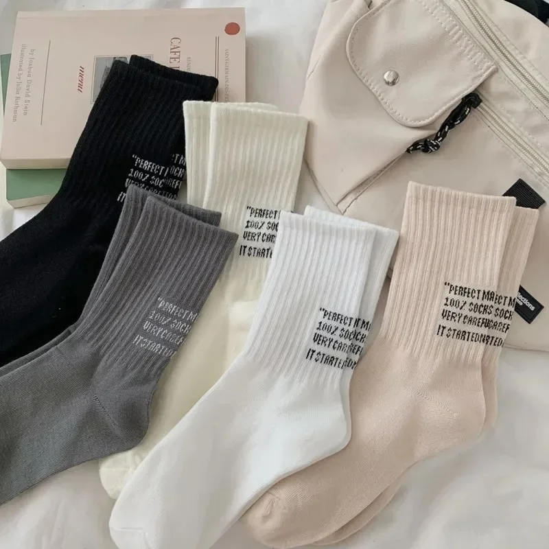 

New Hot Sale Letter Cotton Socks Men's Trendy Casual Socks Men's Woman Sports Fashion Couple Sox