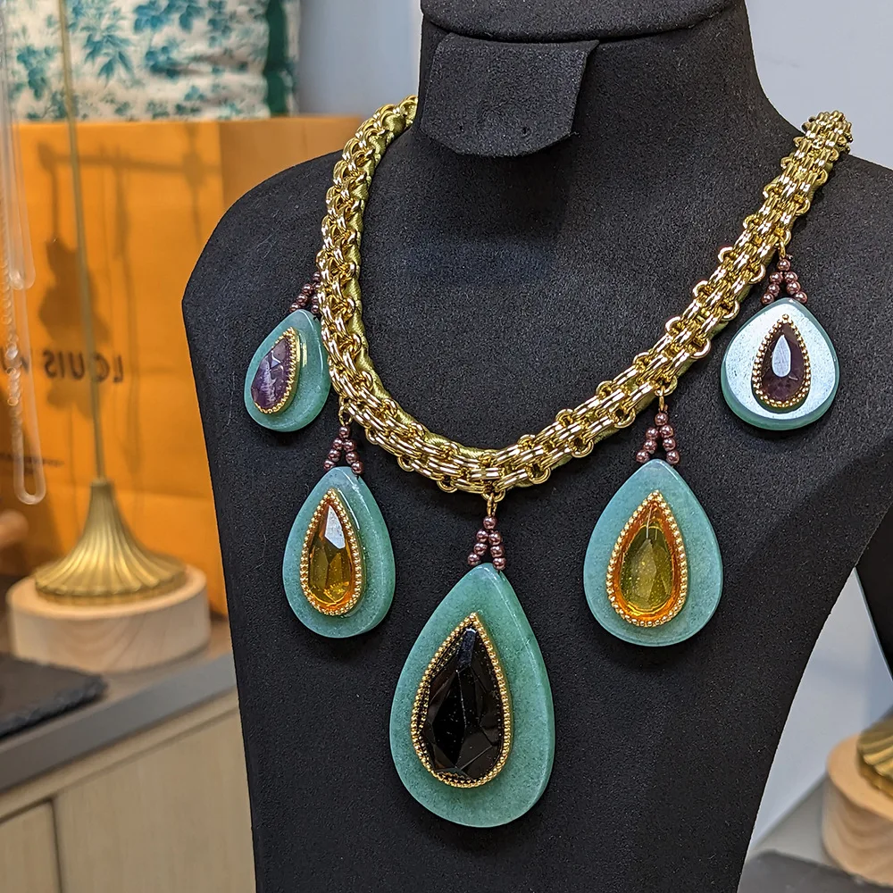 

Винтажное дизайнерское роскошное женское ожерелье с драгоценными камнями и цирконом для тяжелой промышленности, модное женское ожерелье с зеленым драгоценным камнем в этническом стиле
