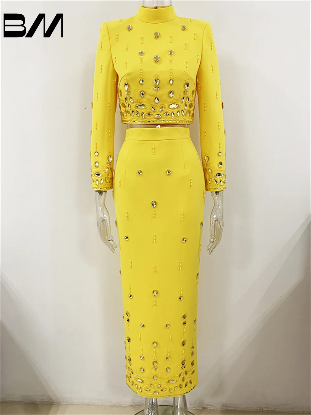 

Charming Two-Piece Short Top Long Dress Suit 2024 Elegant Celebrity Fashion Suit For Formal Banquets New Heavy Beading Diamonds