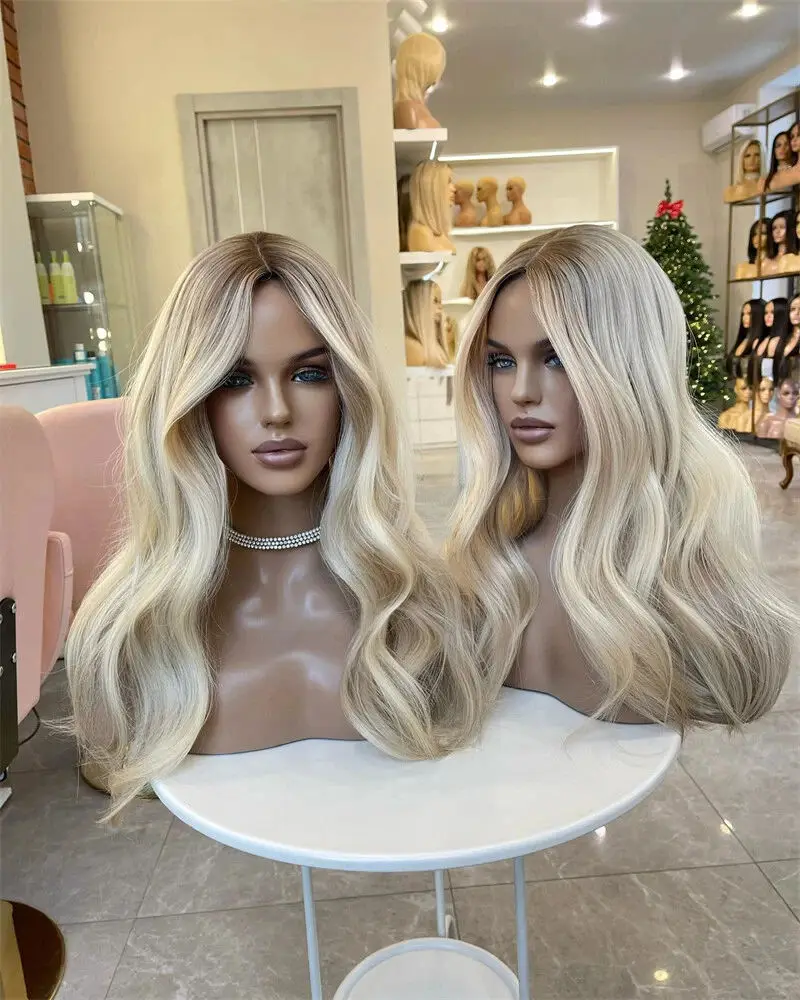 

Легкое обслуживание Пепельно-русые синтетические кружевные фронтальные парики с темными корнями Объемная волна на плечах Дешевые парики по распродаже Ежедневно используется