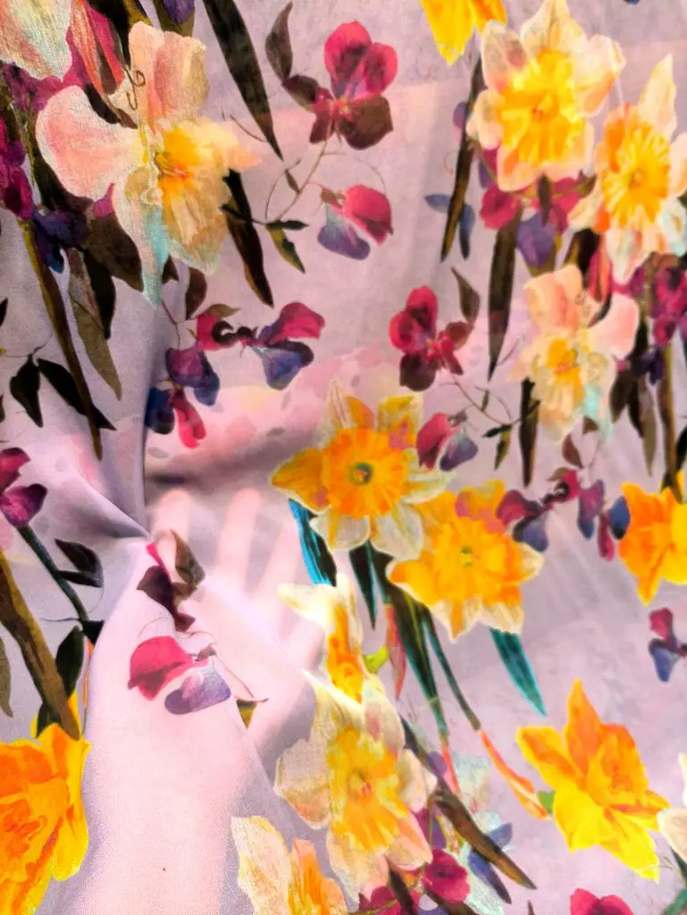 Crepe Italian Luxury D Brand Yellow Flowers 100% Mulberry Silk Fabric Georgette Fashion Cloth Shirt Dress Sewing Per Meter Mater