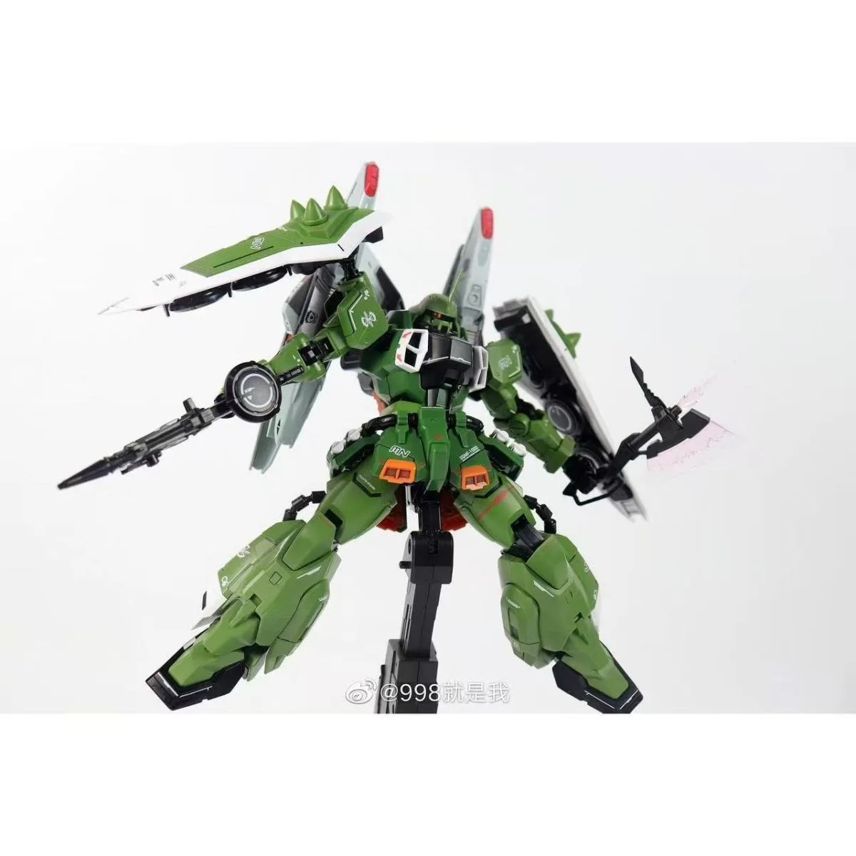 โมเดลฮวนหยิง MG Blaze Zaku Phantom แอ็คชั่นฟิกเกอร์ ขนาด 1/100 ชุดประกอบโมเดล ฟิกเกอร์อนิเมะ ของเล่นพลาสติก ของขวัญวันเกิด
