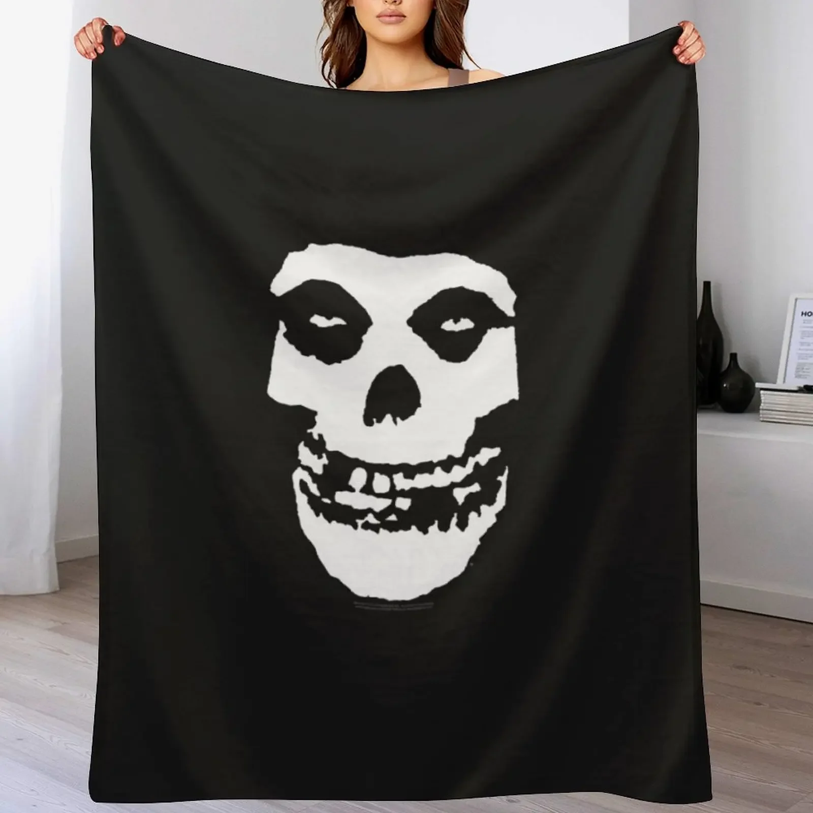 

Misfits Throw Blanket Hair Thin Bed covers Plush Blankets