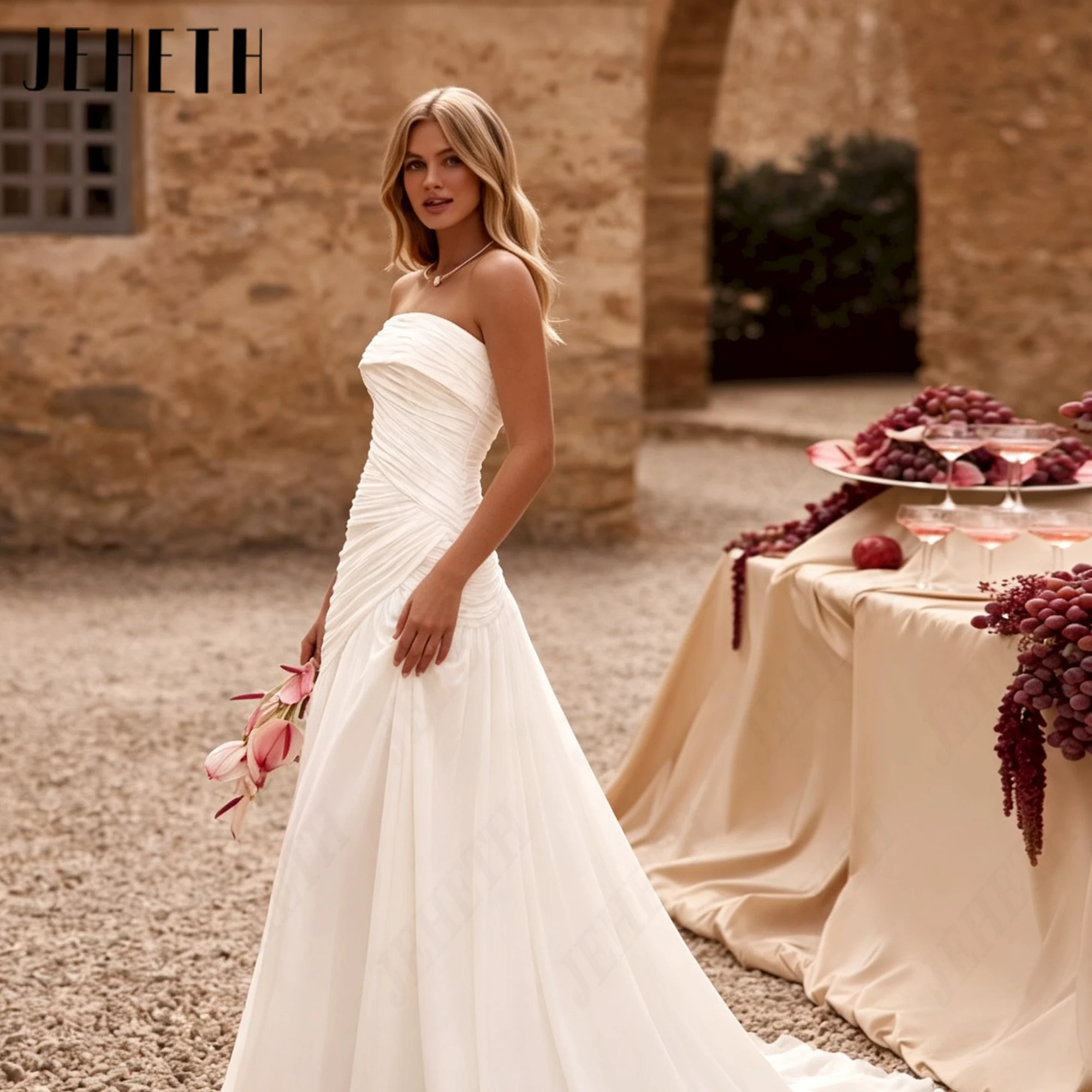 JEHETH Sleeveless Simple Wedding Dress Strapless Chiffon Ruched Bride Gown For Women A Line Backless robe de mariée Custom Made
