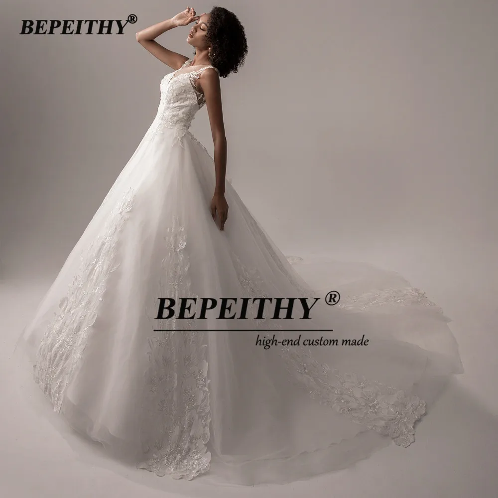 BEPEITHY abito da sposa da sposa in pizzo principessa abito in pizzo avorio 2021 O collo senza maniche corte dei treni abiti da sposa indiani 2021