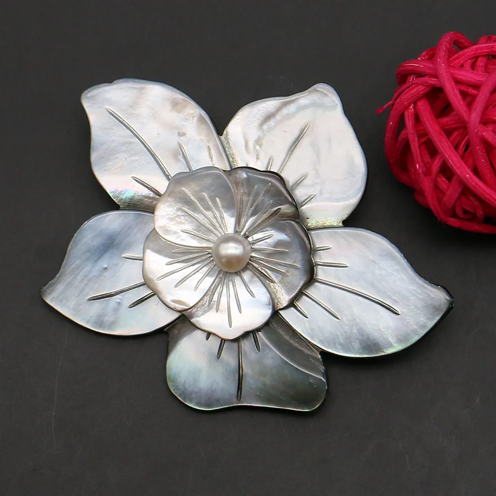 

Single-sided Double-layer Five-petal Natural Black Shell Flower Inlaid With Exquisite White Shell Pearl Brooch Pendant Jewelry