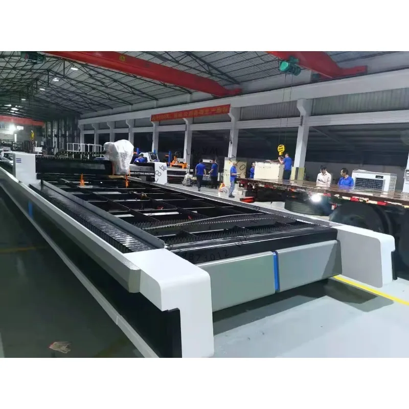 Professional Industrial Raytools 2000W 3000W 4000W CNC 12000 Watt Fiber Las erCutting Mach ine for Large Area Cutter Metal Steel