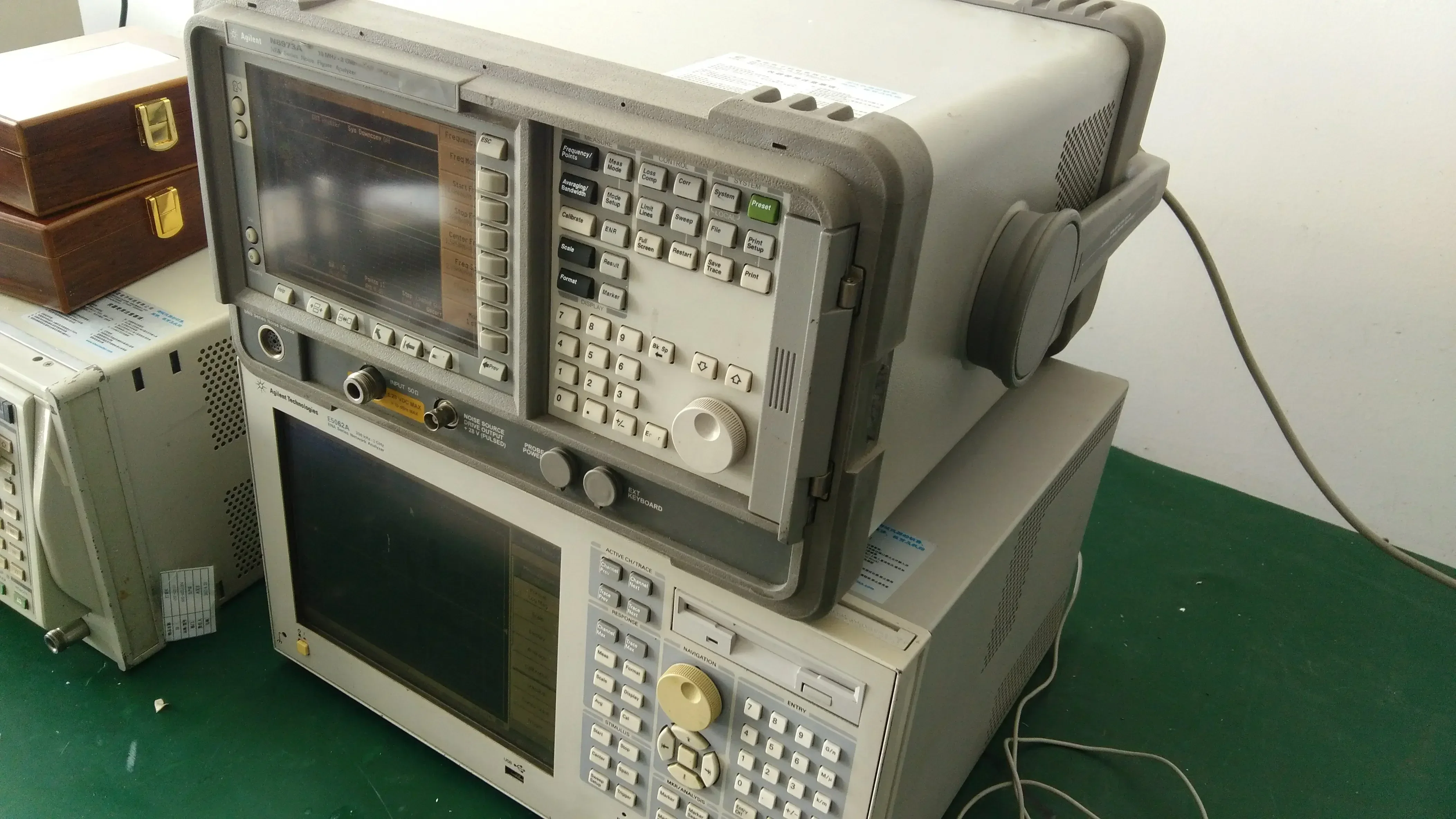 Keysight 8973A NFA سلسلة محلل الضوضاء 10 ميجا هرتز - 3 جيجا هرتز #5