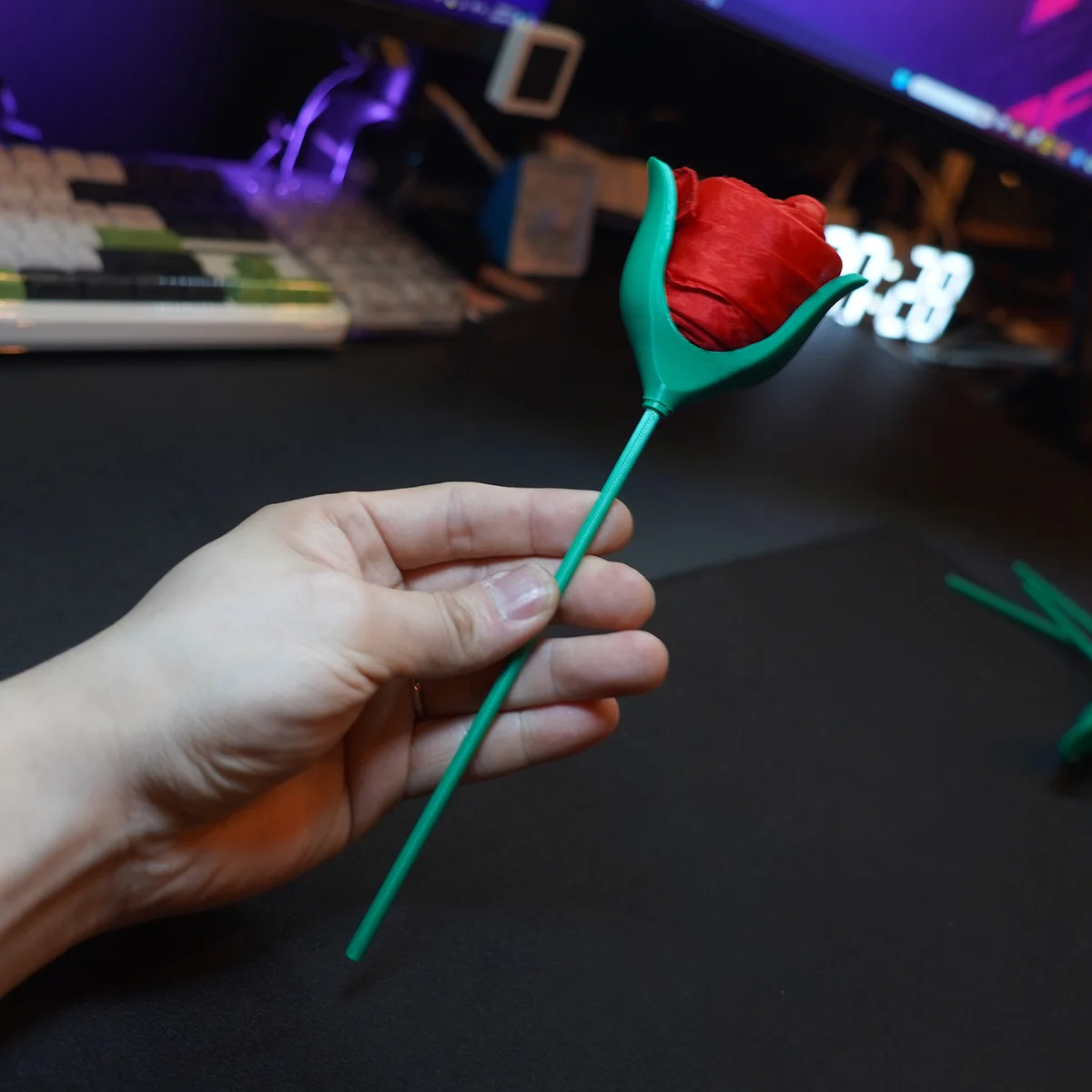 Silky Rose by Wookie (No Silk) Magic Tricks Silk Appear Like Rose Production Magic Tool Stage Illusions Gimmicks Mentalism Props