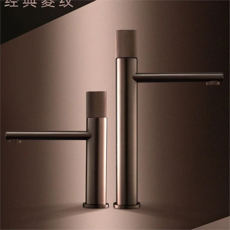 

Brass black bathroom faucet round hand washing toilet table under high-end hotel hot and cold faucet DN15 G1/2