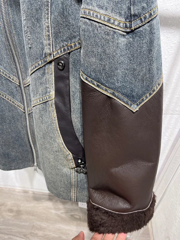 2025年秋冬 ナチュラルラムシープファー襟付き 厚手 レディース 暖かいデニムジャケットコート ダックダウンジャケット 高級アウター