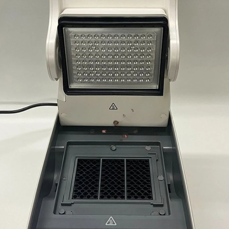 

Бутиковый б/у импортированный из США Thermo Fisher 96-луночный упрощенный термоциклический прибор для ПЦР