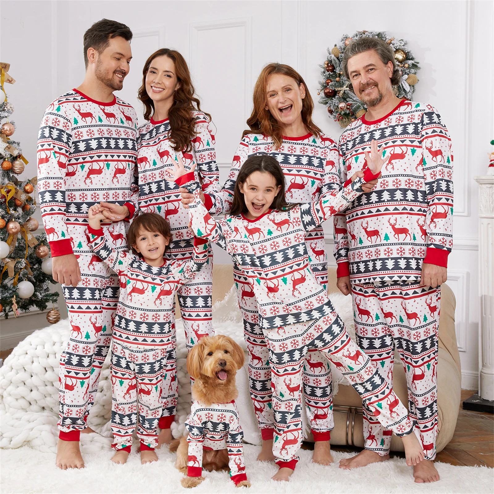 PatPat Christmas Family Matching Pajamas All Over Snowflake Print Red Family Matching Long-sleeve Pajamas Sets (Flame Resistant)