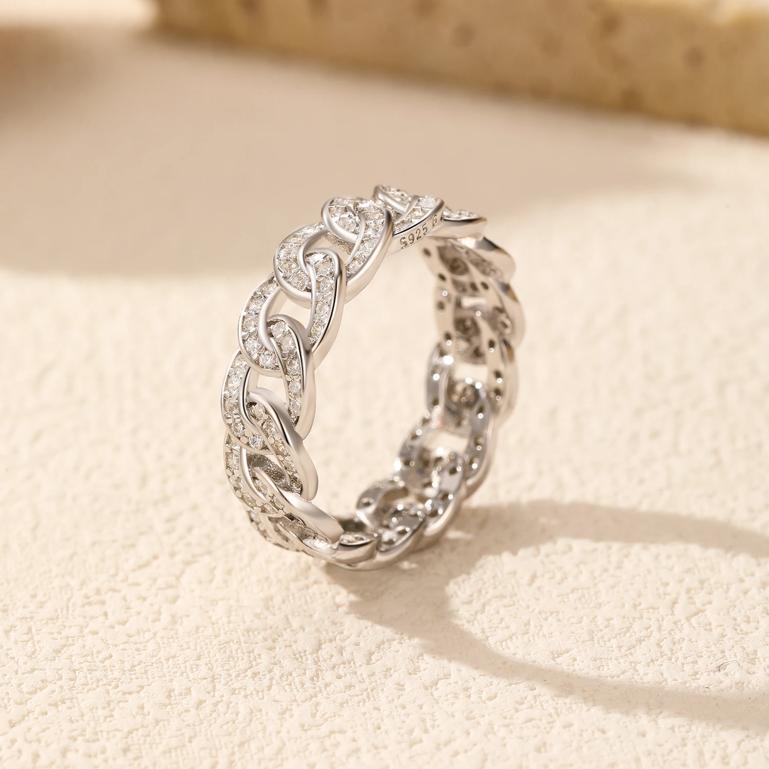 MODIAN 925 Sterling Silver Sparkle Clear CZ Lock Eternity Band Ring For Women Party Vacation Stackable Trendy Fine Jewelry Gifts