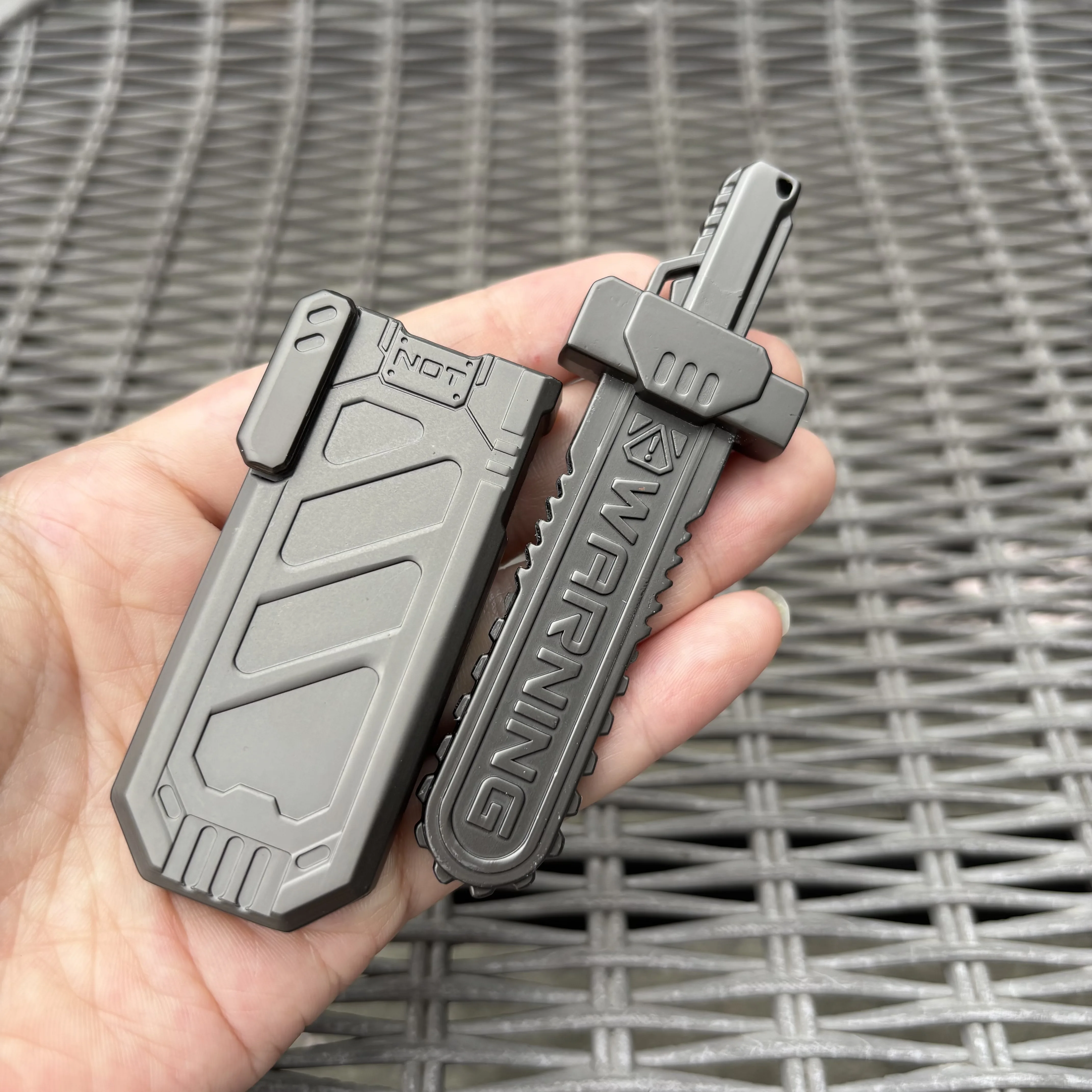 EDC Fidget Spinner Magnetische uitwerpen Push-kaart Haptische schuifregelaar Stress ADHD Metalen vingertop speelgoed