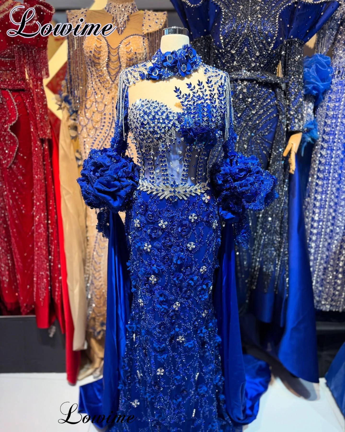 

Special Royal Blue Evening Dresses Mermaid Arabic Long Sleeves Celebrity Dresses With Crystals Robes De Soirée Customized