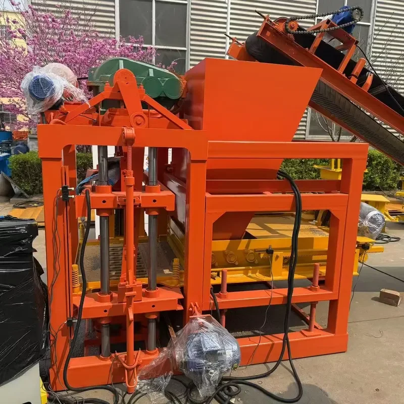 QT4-28 Fully Automatic Block Making Machine Concrete Brick Making Machine PLC Hollow Solid Paving Three-in-one Brick Machine