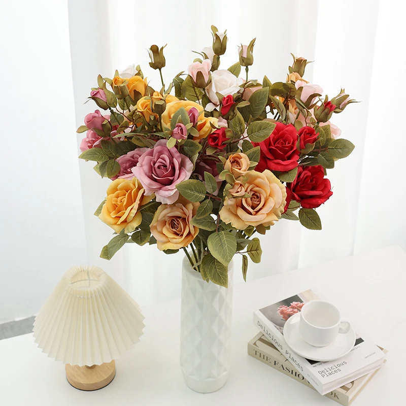 Simulation von vier Großhandel Rosen Hochzeits saal Straße Layout Rosen Home Fenster Display gefälschte Blumen