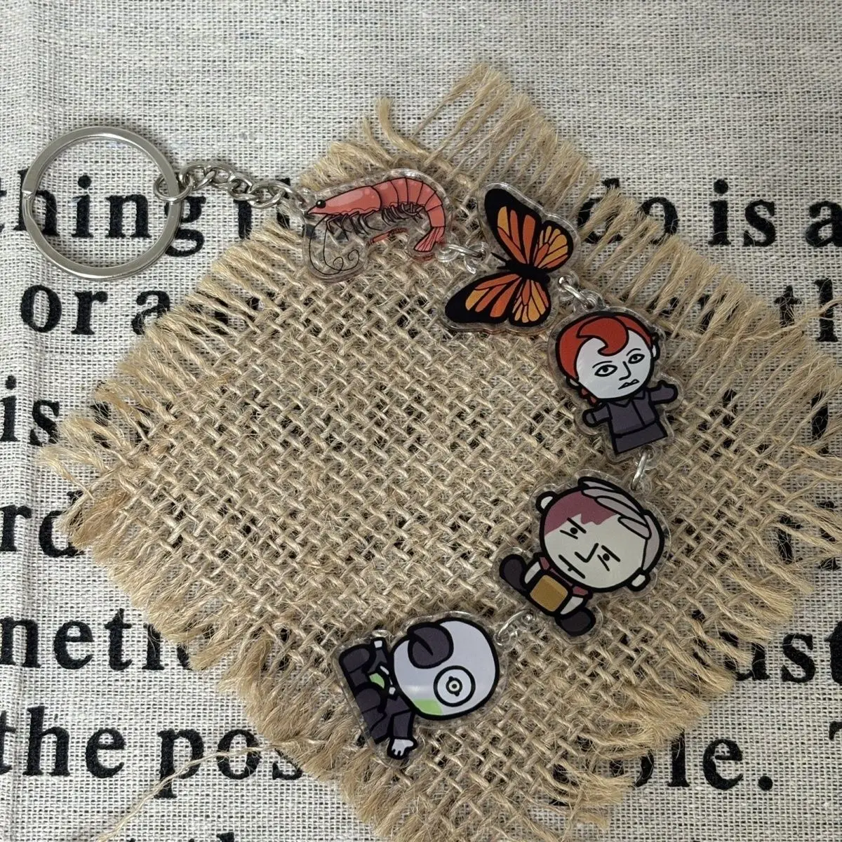 Роза Альбер Харви, аниме-цепочка, брелок для ключей, женский акриловый брелок для ключей, мужской брелок с ржавым озером, кулон, орнамент, аксессуары, подарок другу