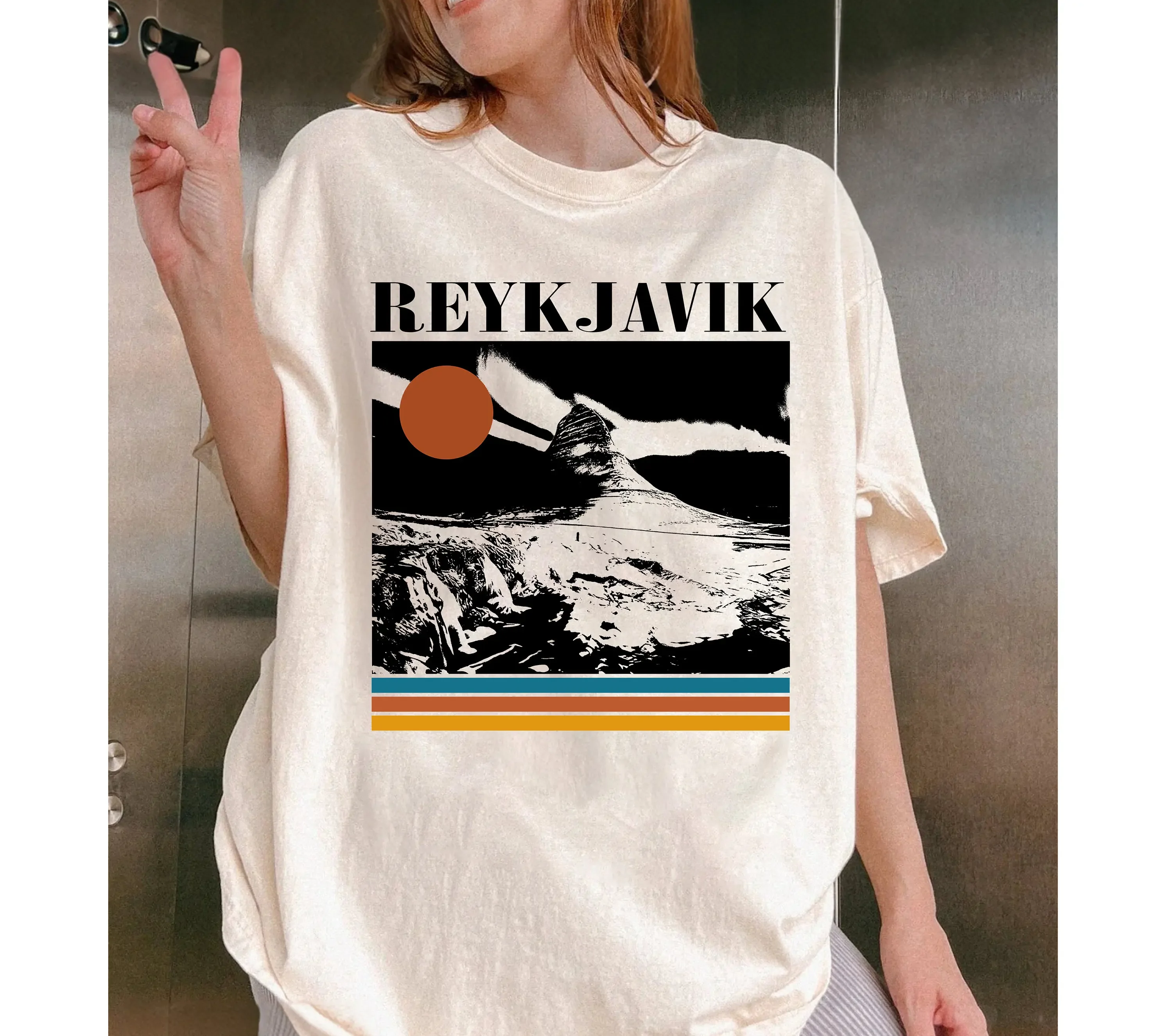

Reykjavik T Shirt Iceland Travel Vintage Retro MinimalisT