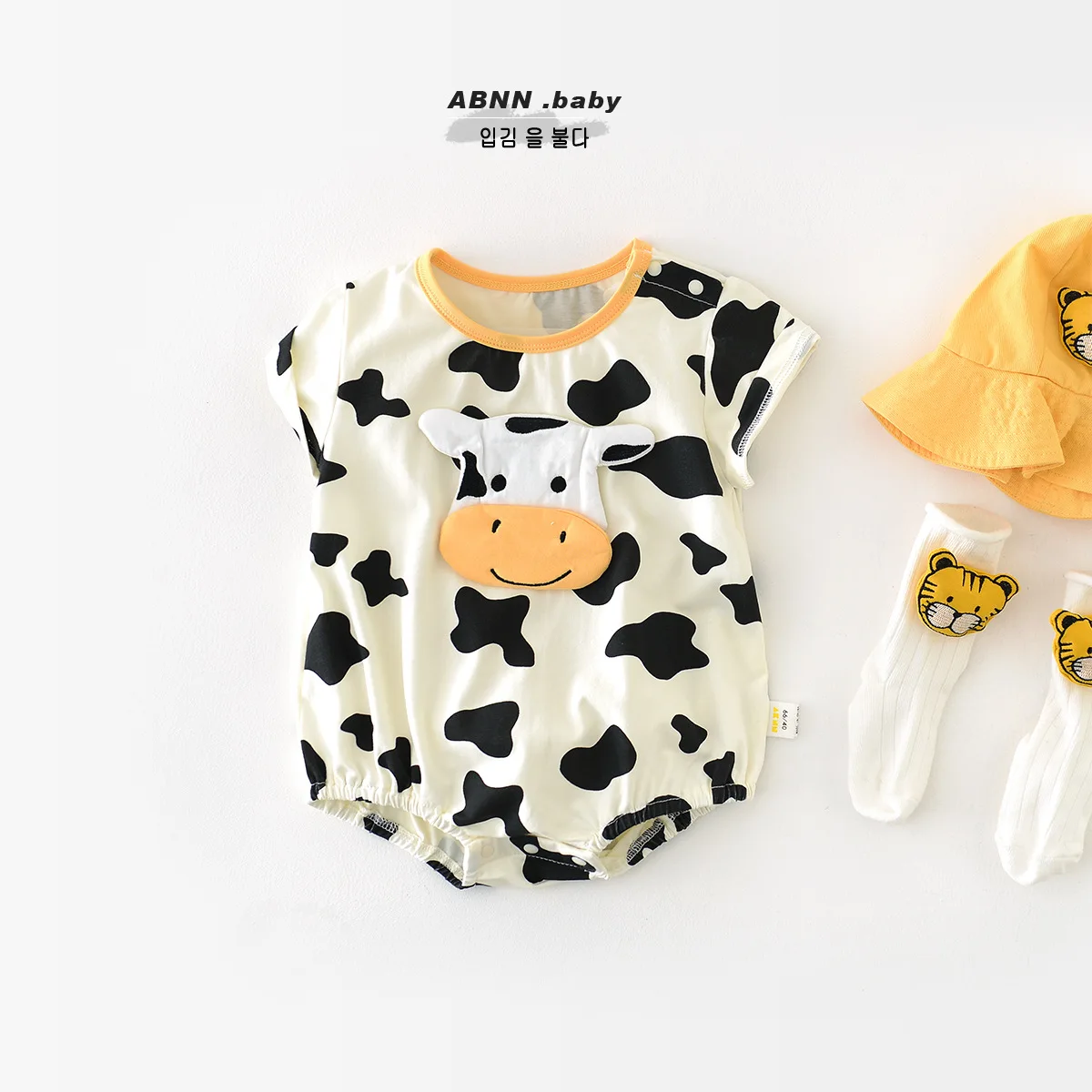 Baby summer outfit with buttocks thin newborn cartoon cow print male baby jumpsuit super cute full moon hoodie