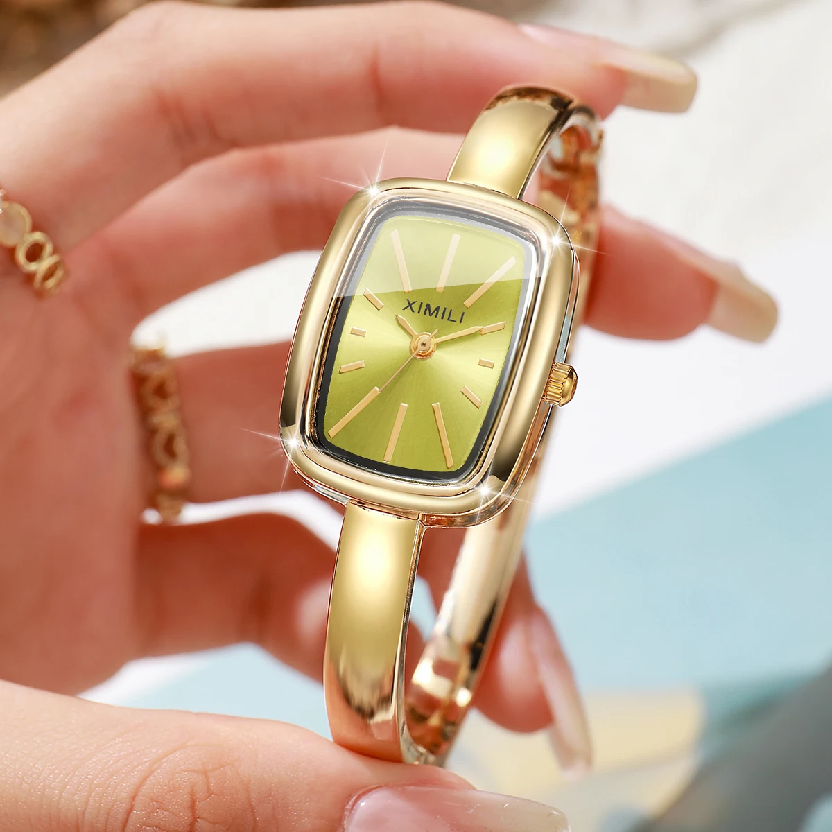 Elegant Rectangle Dial Women Watches Golden Bracelet Bangle Strap Ladies Dress Quartz Wristwatch Relogio Feminino（Without Box）