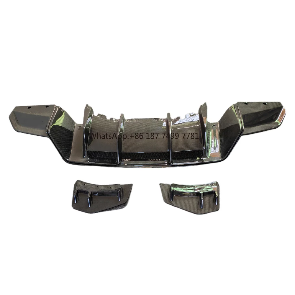 

Used for . R8 Body Kit High-quality Carbon Fiber P-style Rear Diffuser, Lower Lip of Rear Bumper Body Kit