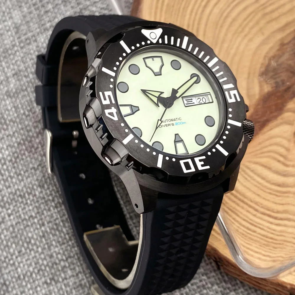 

42mm Tandorio 200M Diving AR Sapphire Crystal Monster Full Luminou Dial NH36A Men Automatic Black PVD Watch 3.8 o'clock Crown