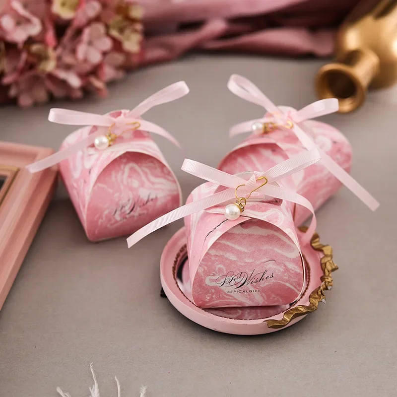 

20 шт./лот, креативная новая коробка конфет, праздничные принадлежности, подарки, маленькая свежая и простая в сборке картонная упаковочная коробка с лентой +