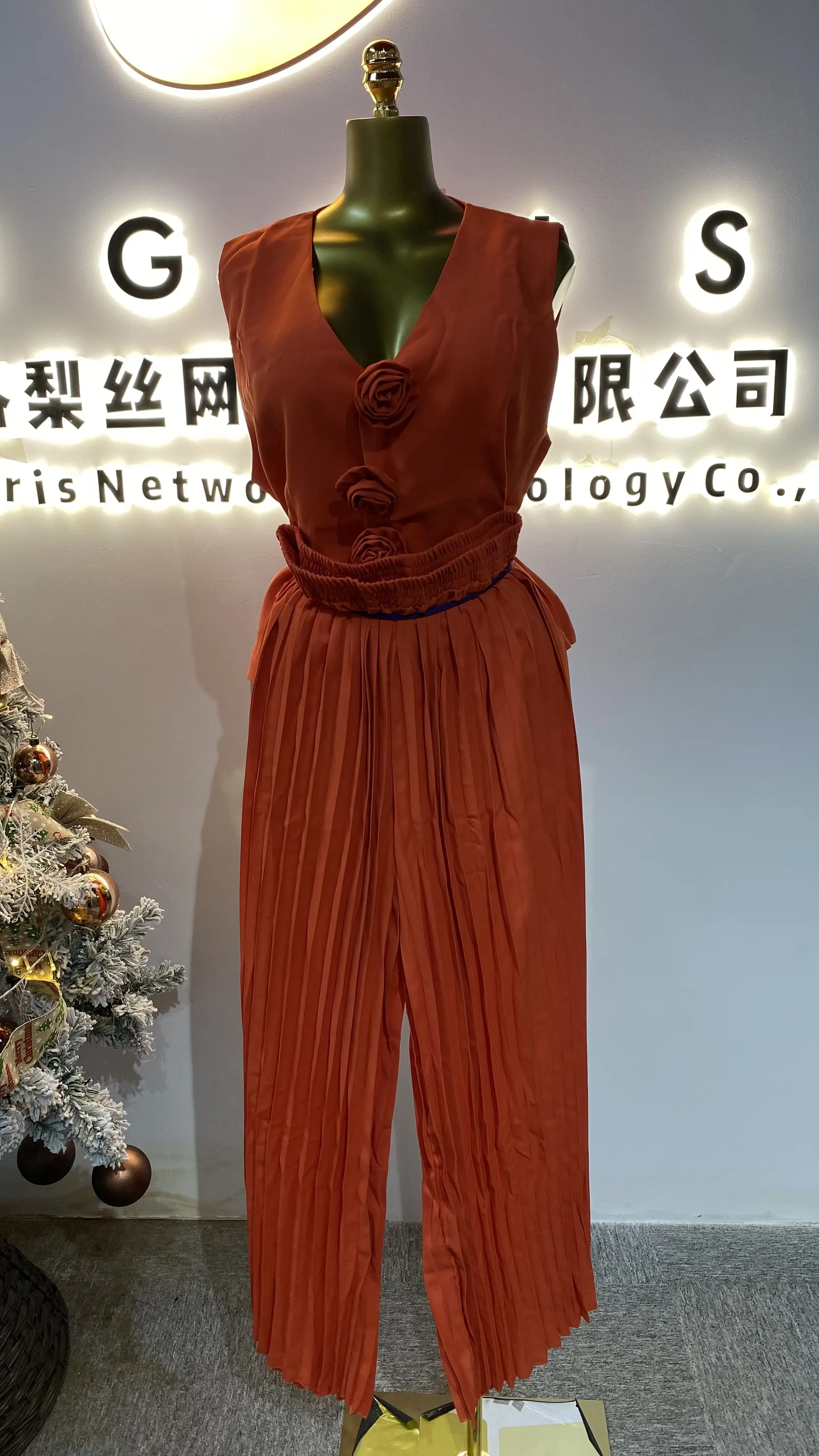 

Summer fashion solid color free size stylish temperament v-neck waist slim dress skirt female-GZMM359