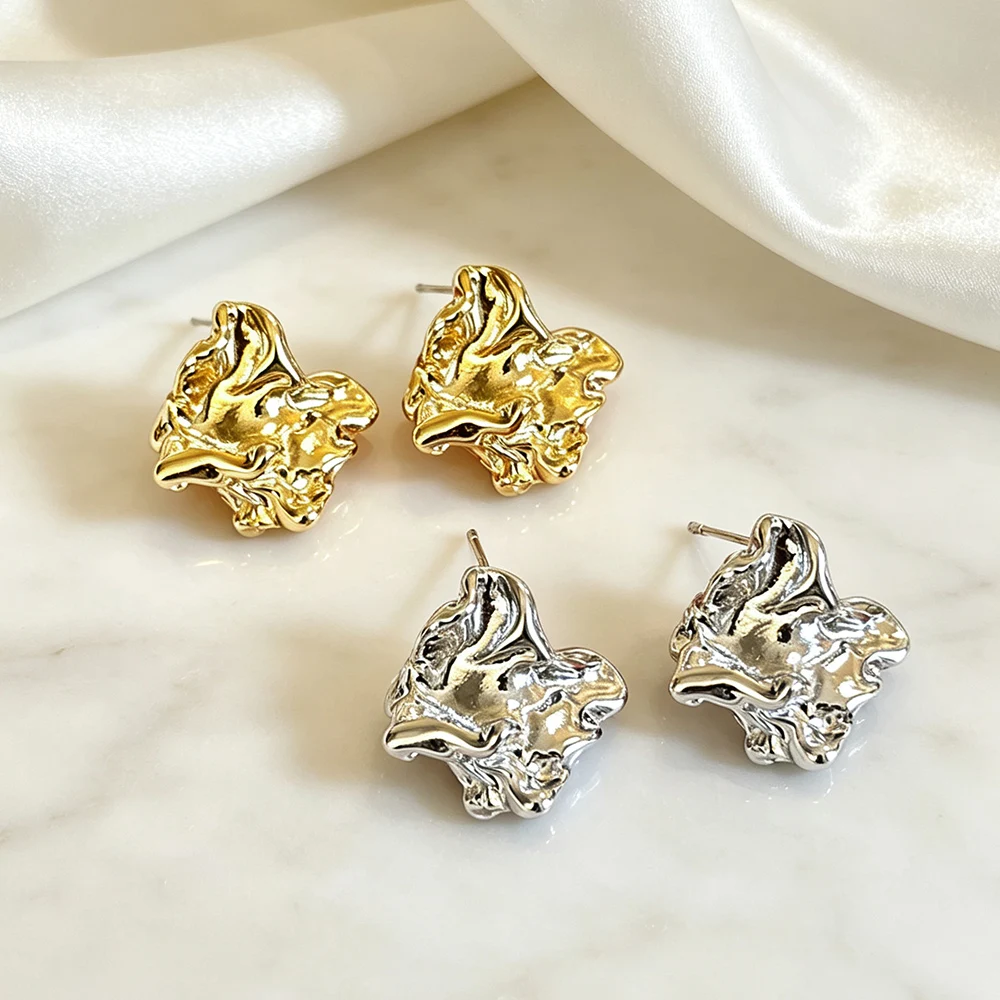 Charm Irregularity Fold and Wrinkle Metal Block Stud Earrings for Women Personality Fashion Korea Ear Clips Jewelry Accessories