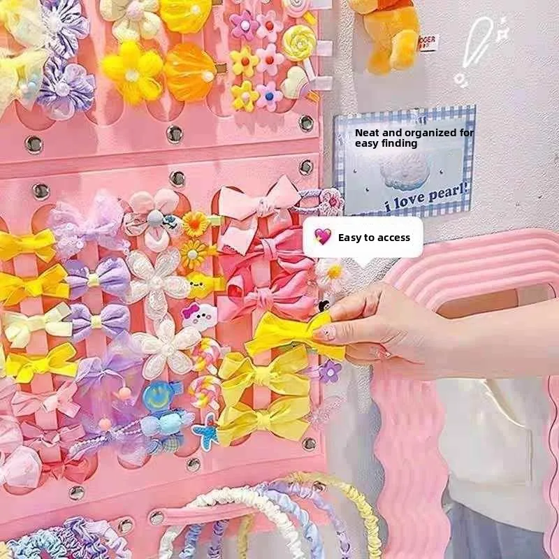 منظم إكسسوارات شعر الأطفال يثبت على الحائط، رف تخزين لربطات الشعر ودبابيس الشعر والأساور وصندوق المجوهرات وحقيبة معلقة