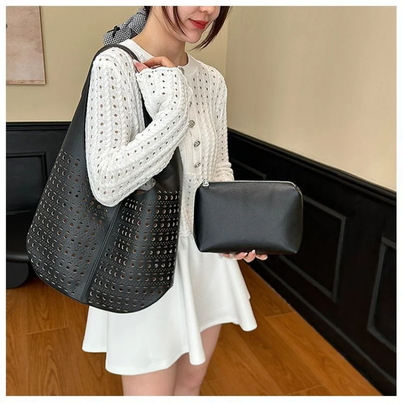 

Stylish Leather Ladies Shoulder Bag Luxury Designer Crossbody Handbag Women's Fashionable Tote Office Travel Bag