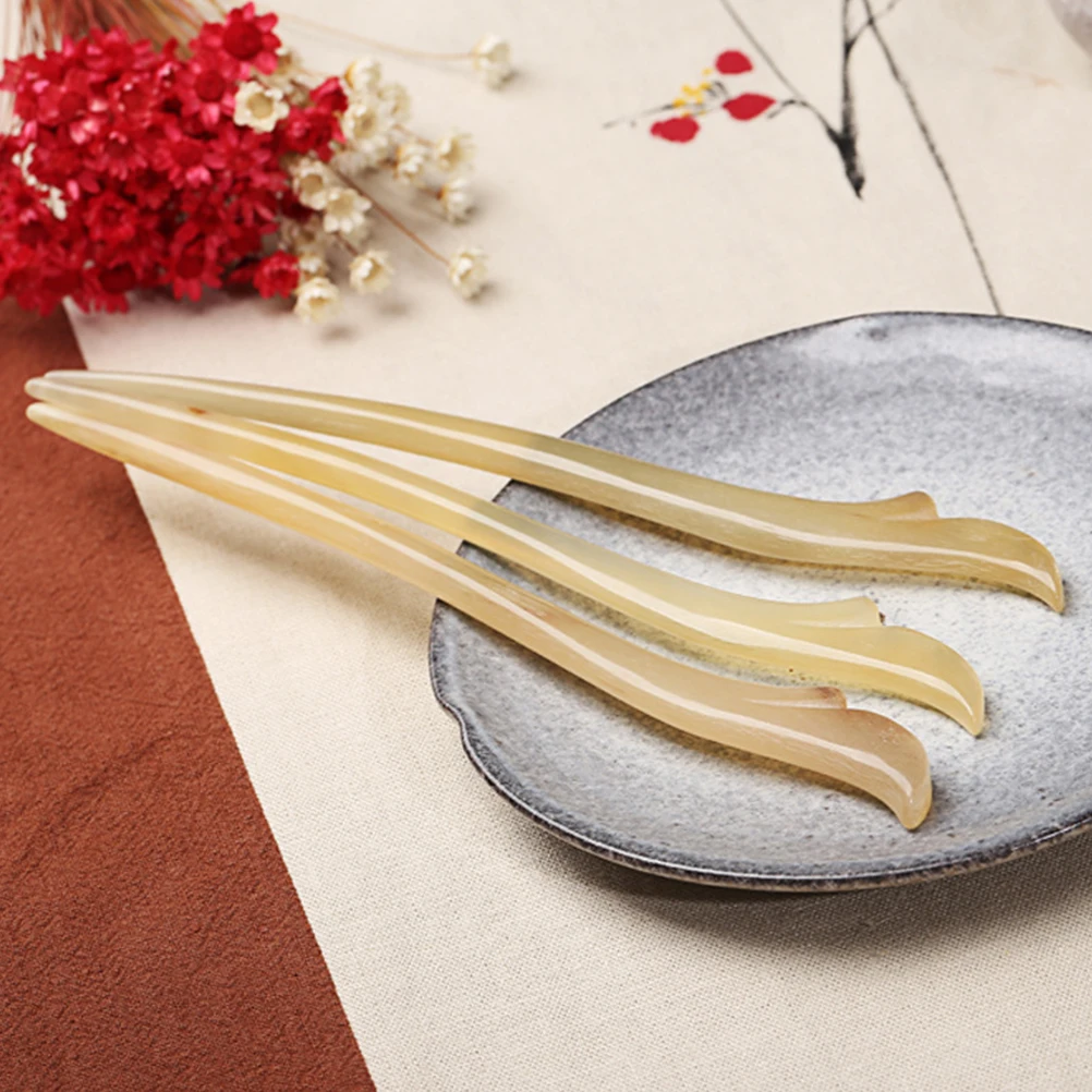 

1 Set of Decorative Ox Horn Hairpin Vintage Hair Stick Updo Hair Accessories for Women Girls (Beige)