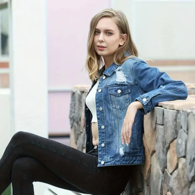 เสื้อแจ็คเก็ตยีนส์ผู้หญิงทรงลำลอง รุ่นใหม่ปี 2025 ดีไซน์ไขว้ ติดกระดุม  สำหรับวัยกลางคน