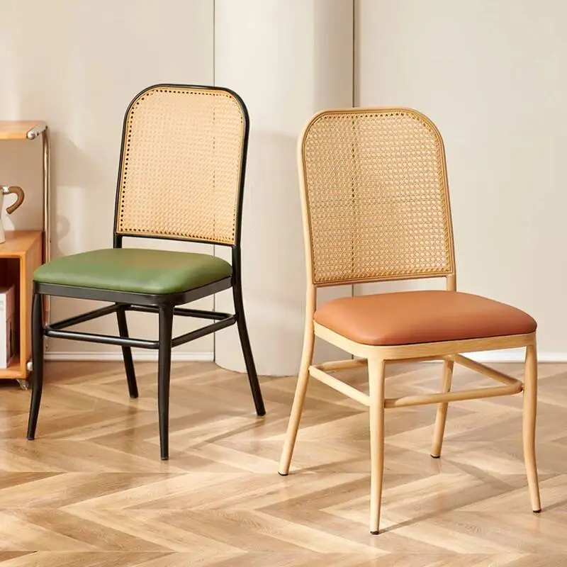 Vintage Rattan Backrest Dining Chair with Sturdy Steel Frame Modern Cafe Lounge Dinner Chair Comfort Leather Seat Kitchen Chairs