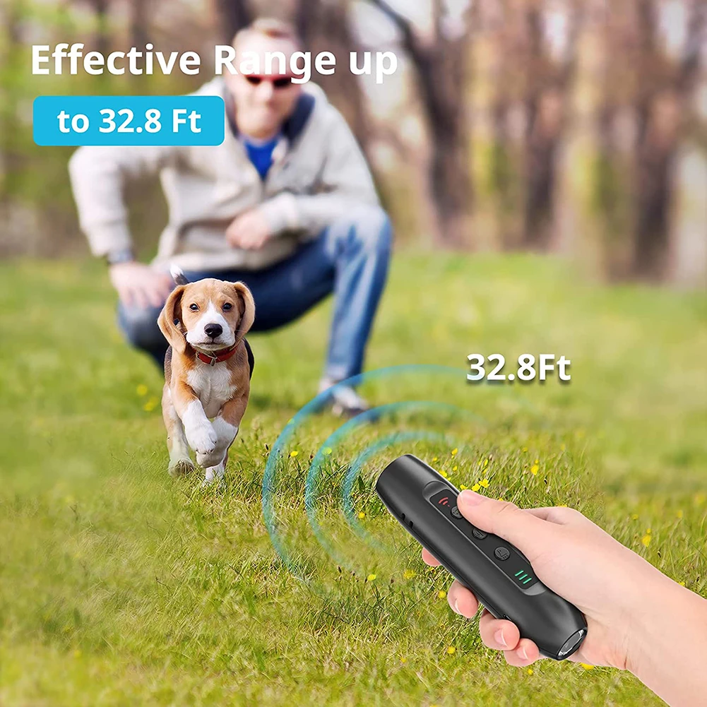 Ultrasonic Dog Repeller Portable Chargeable Dog Drive Device with with Smart High Brightness Flashlight Dog Training Device