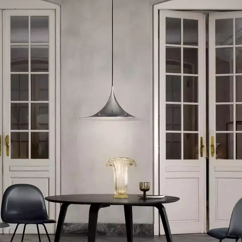 Lámpara colgante de cuerno de restaurante nórdico, diseño danés, minimalista francés, Bar Medieval, mostrador, isla, luz OVNI