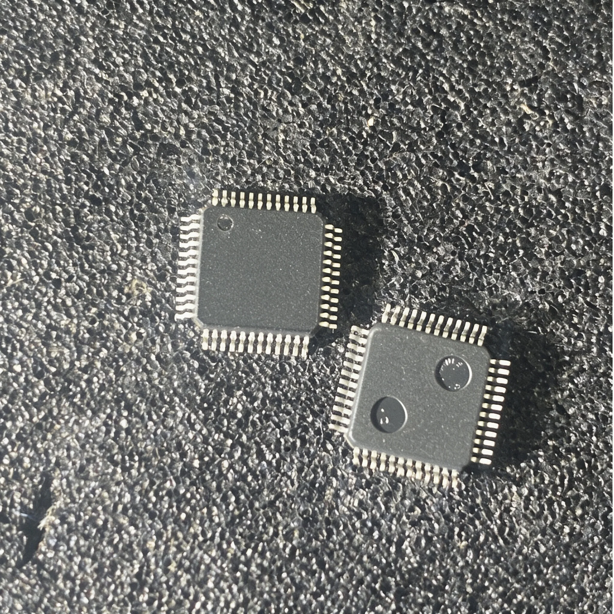 5piece AD7280AWBSTZ AD7667ASTZ AD9952 9951YSVZ YSVZ-REEL7 Single & Bulk Orders Equally Welcomed