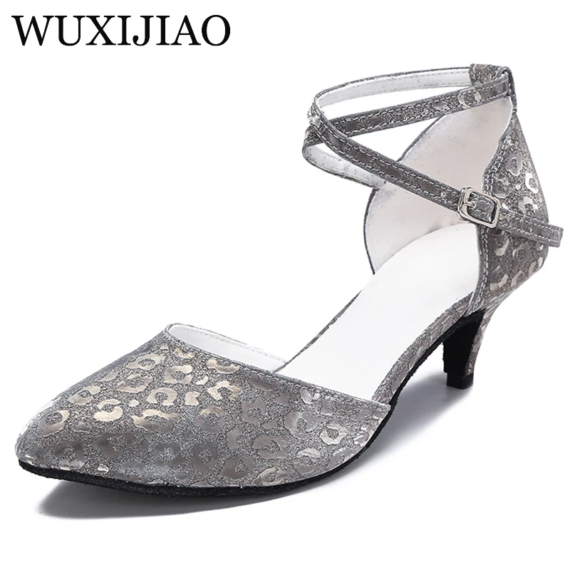 

WUXIJIAO Women's Latin Dance Shoes Standard Soft Sole Modern Dance Shoes Ladies Ballroom Shoes