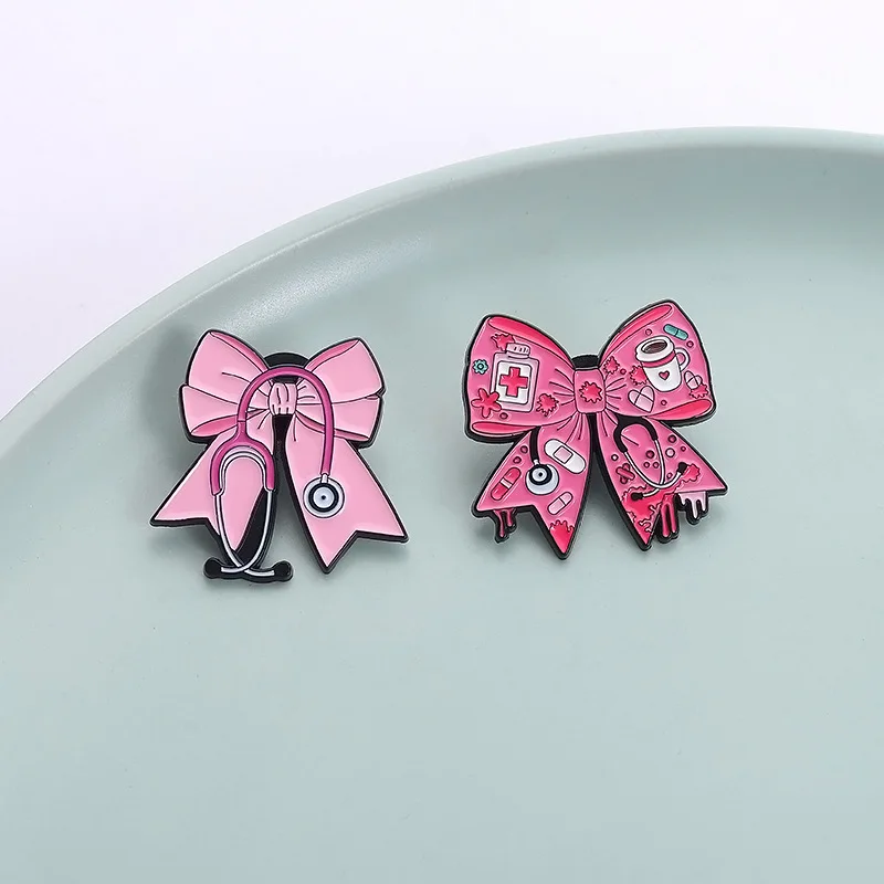 New Creative Pink Nurse Stethoscope Design Brooch Cartoon Fashion Cute Bow Tie Pins Badge for Gift DIY Bags Hat T-shirt Clothes