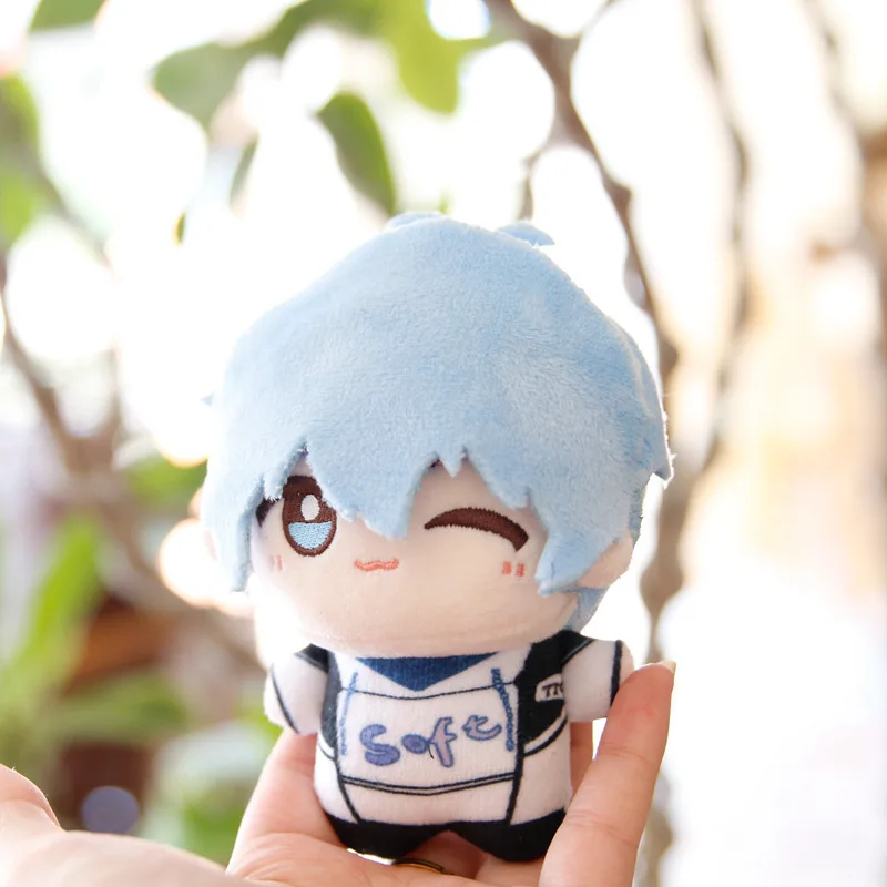 Nouvelles peluches 2D sur le thème de l'anime : peluches Volleyball Boys, poupées en coton Love and Deep Space et peluches Fifth Personas de Nunu.