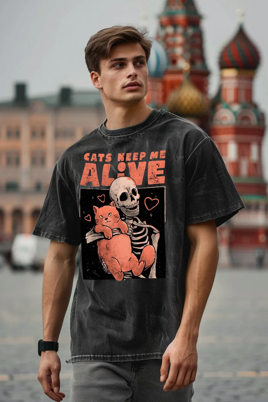 Millennium Wash Men's oversized T-shirt, Hip Hop Keep Me Alive graphic print, Skull, Unisex, Harajuku short-sleeved streetwear.